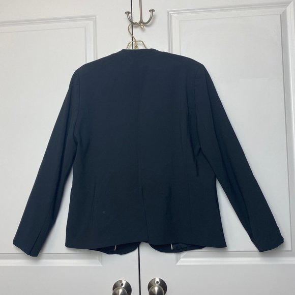 🎉Host Pick🎉 Gap Tuxedo Blazer Size 18 - Picture 10 of 14